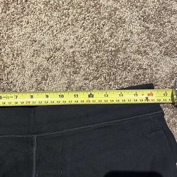 Lululemon men’s yoga pants - Picture 5 of 5